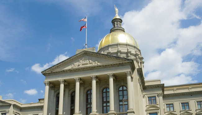 photo of the gold dome of the georgia capitol building