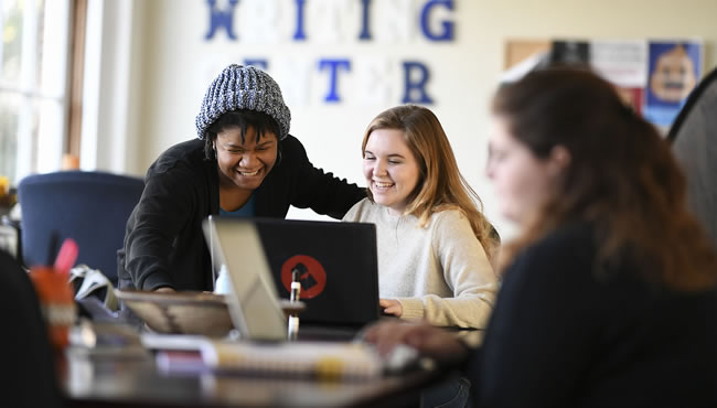 students at writing center