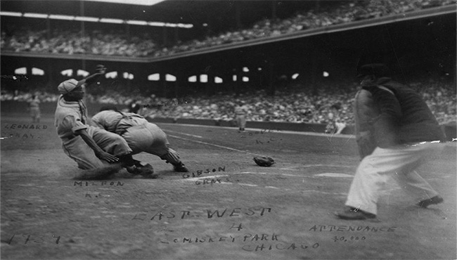 Black and white image of baseball players