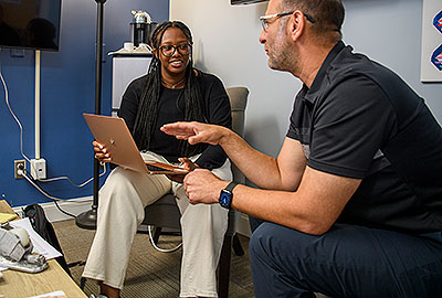 ${$_EscapeTool.xml($alt)}